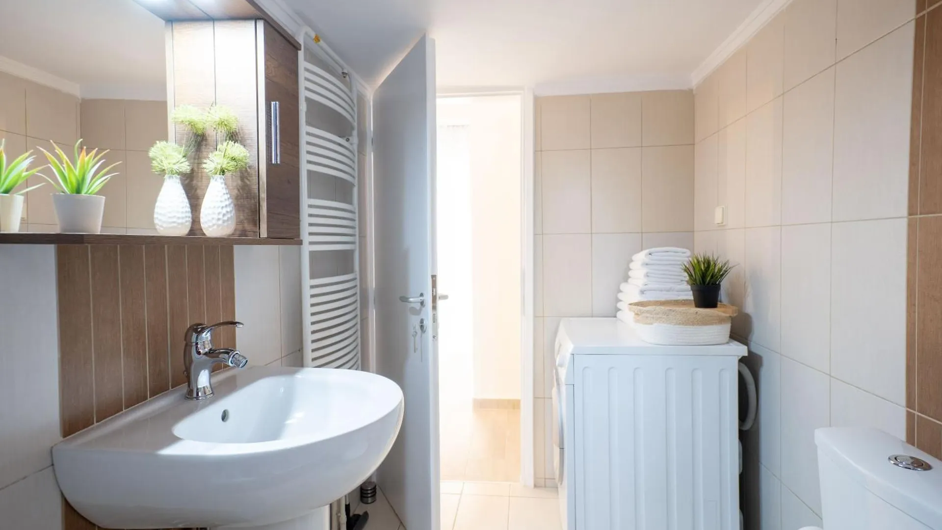 F & B Collection - Kalamaria Flats Thessaloniki Apartment